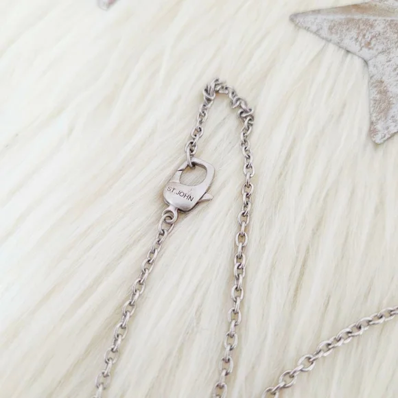 Vintage St John Silver Plated Curb Chain necklace Black Rhinestone Pendant FLAW